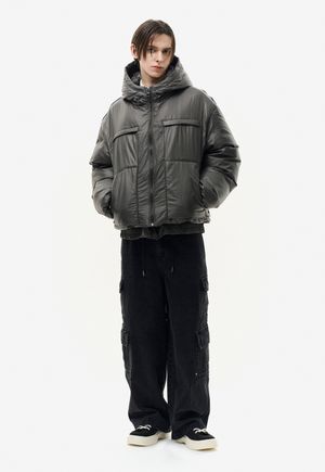 멀티포켓 후드 다운 점퍼 카키 ZG6JP606KK