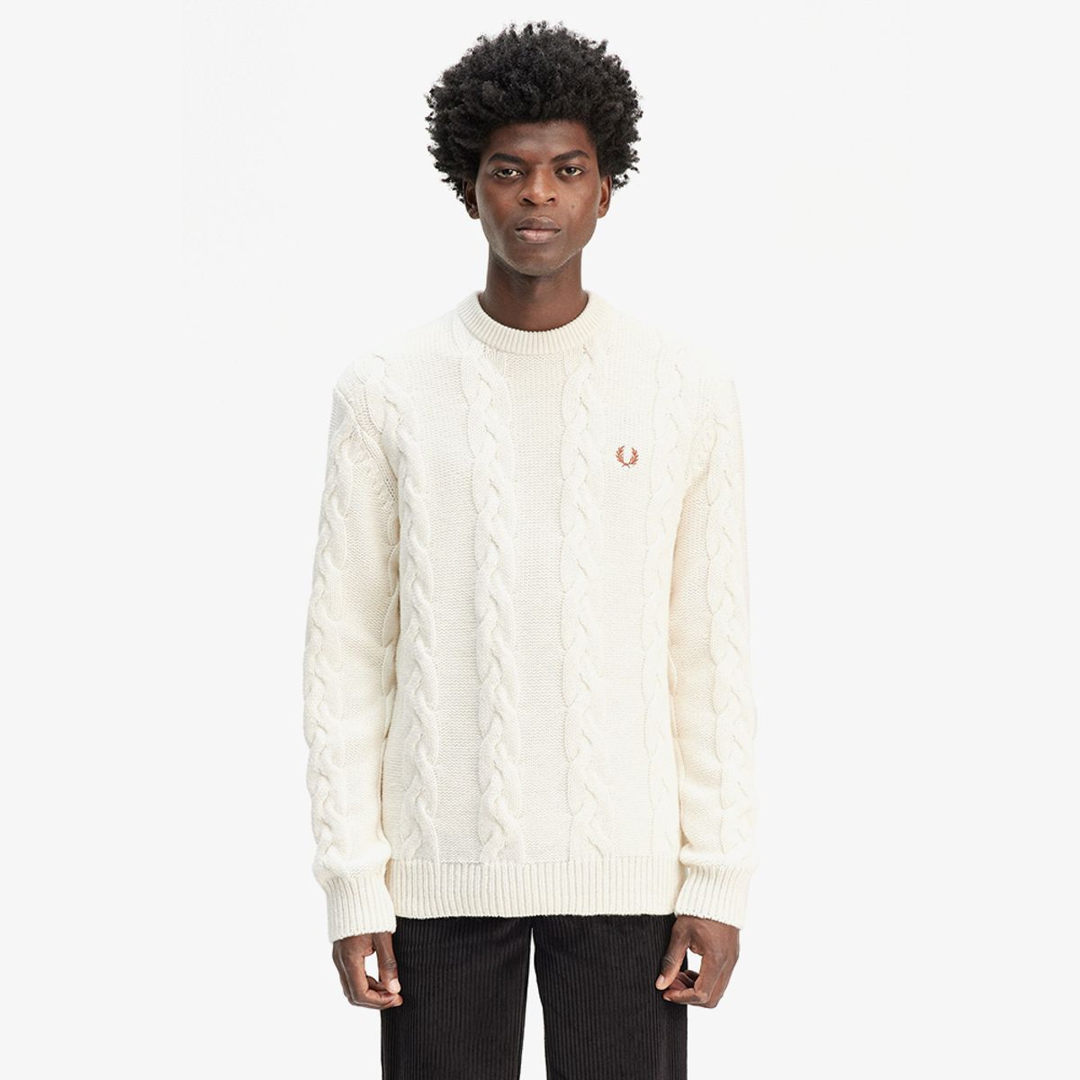 프레드페리(FRED PERRY) [Sharp] 청키 케이블 니트 스웨터 - 에크루 AFPM2438562-560