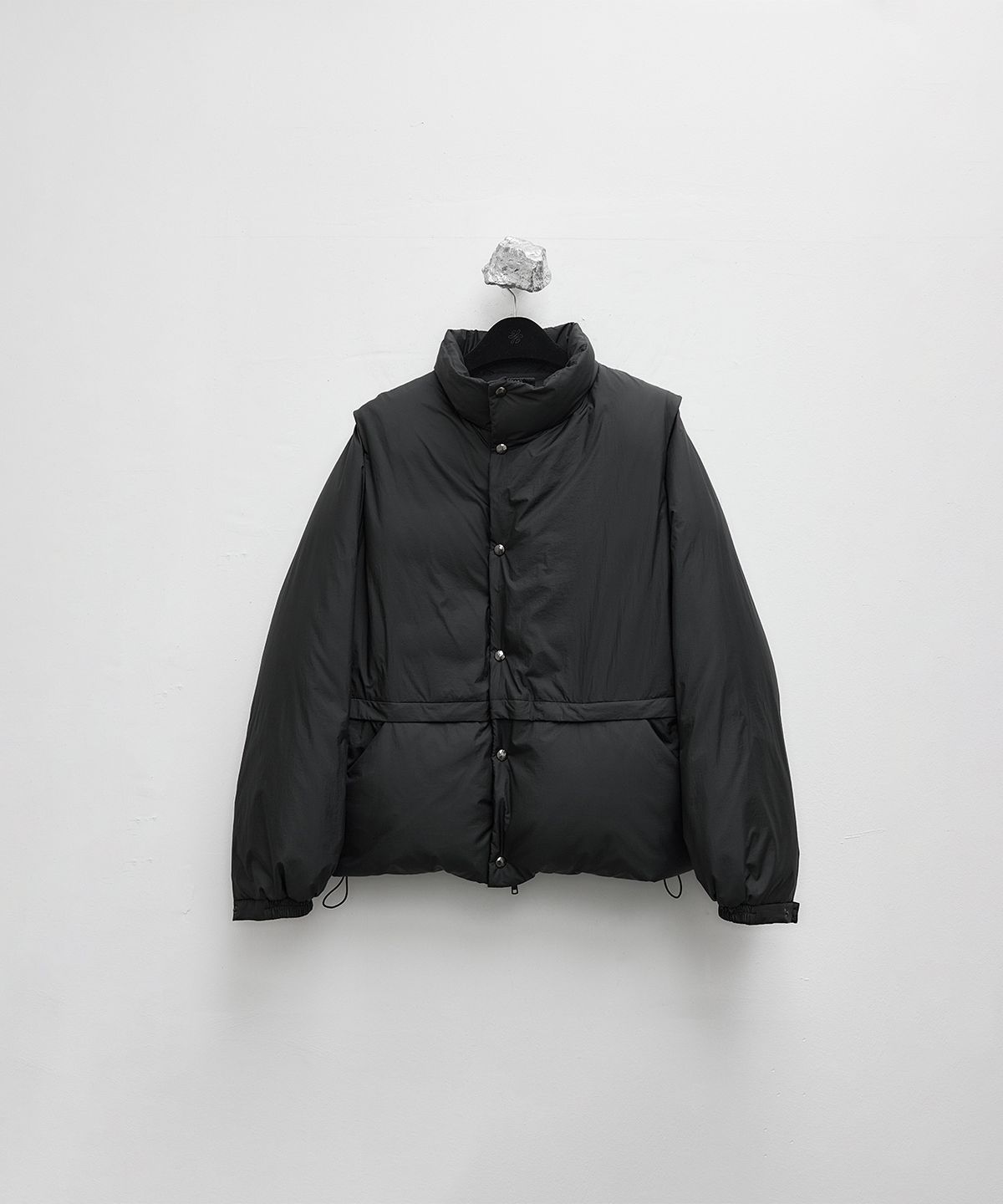 유스(YOUTH) Detachable Snap Single Down Jacket - Black