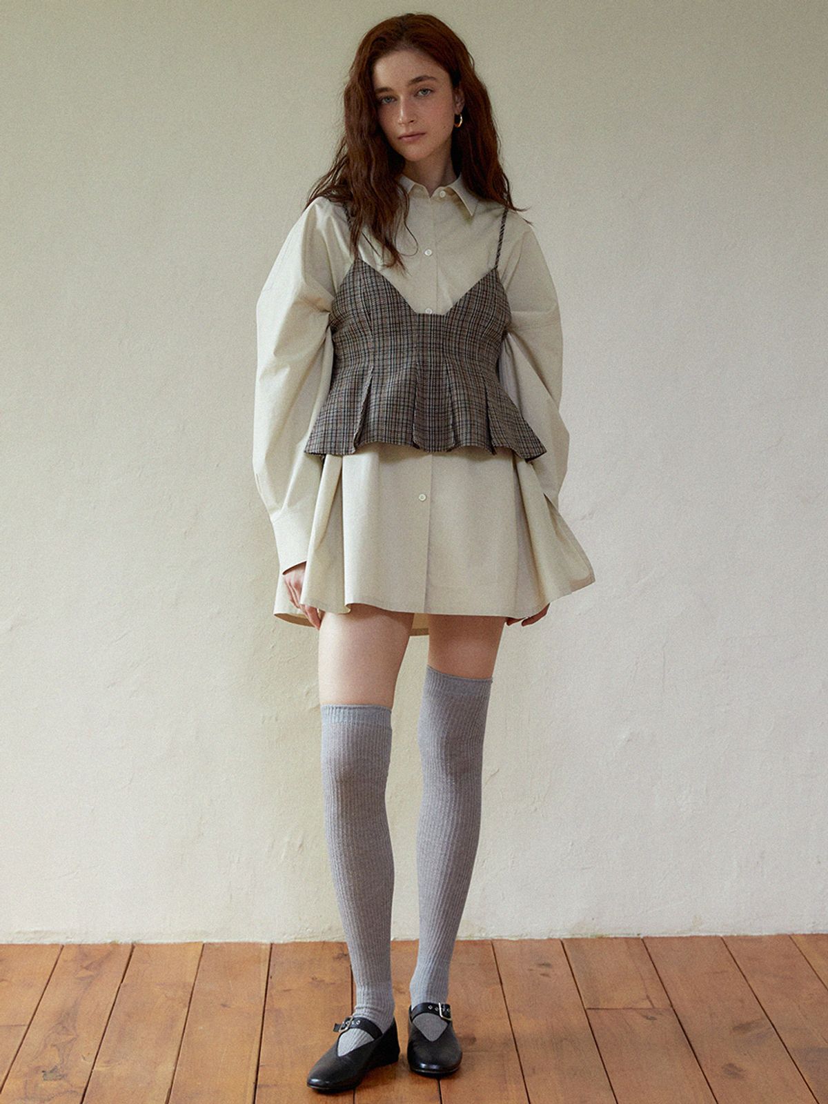 라르고(LARGO) Boxy shirt onepiece (khaki beige)