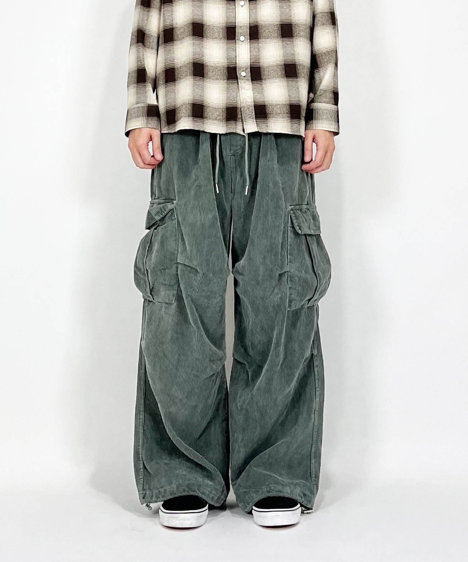 [SK8ER ROCK] Pigment Cargo String Wide Pants ★大人気★ SK8ER ROCK] Pigment Cargo String Wide Pants ☆大人気☆ ボトムス