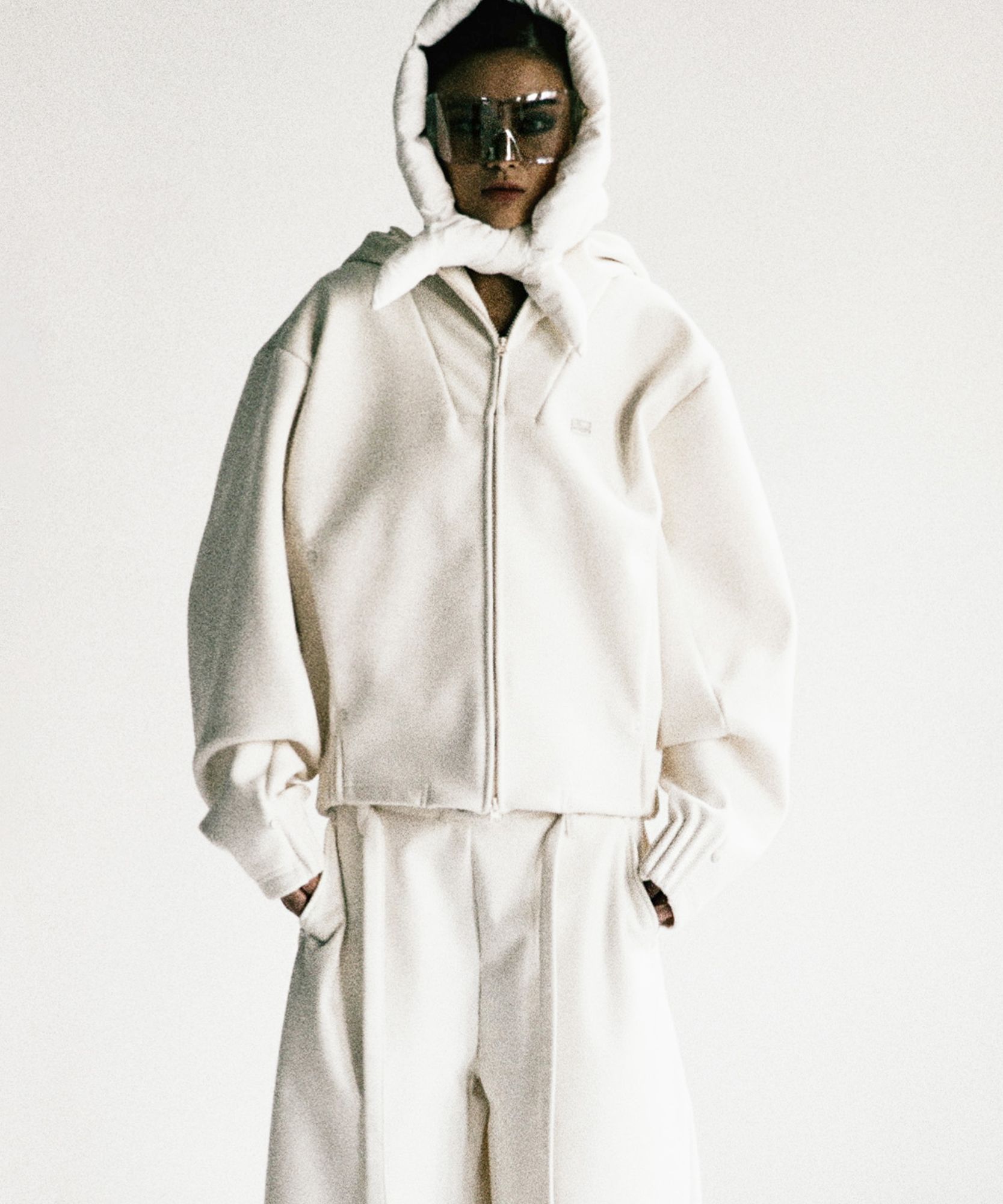 トップス BADBLOOD BEYOND SOFT ZIP-UPHOODIE MUSINSA | BADBLOOD Beyond Soft Hooded Zip-Up - Black