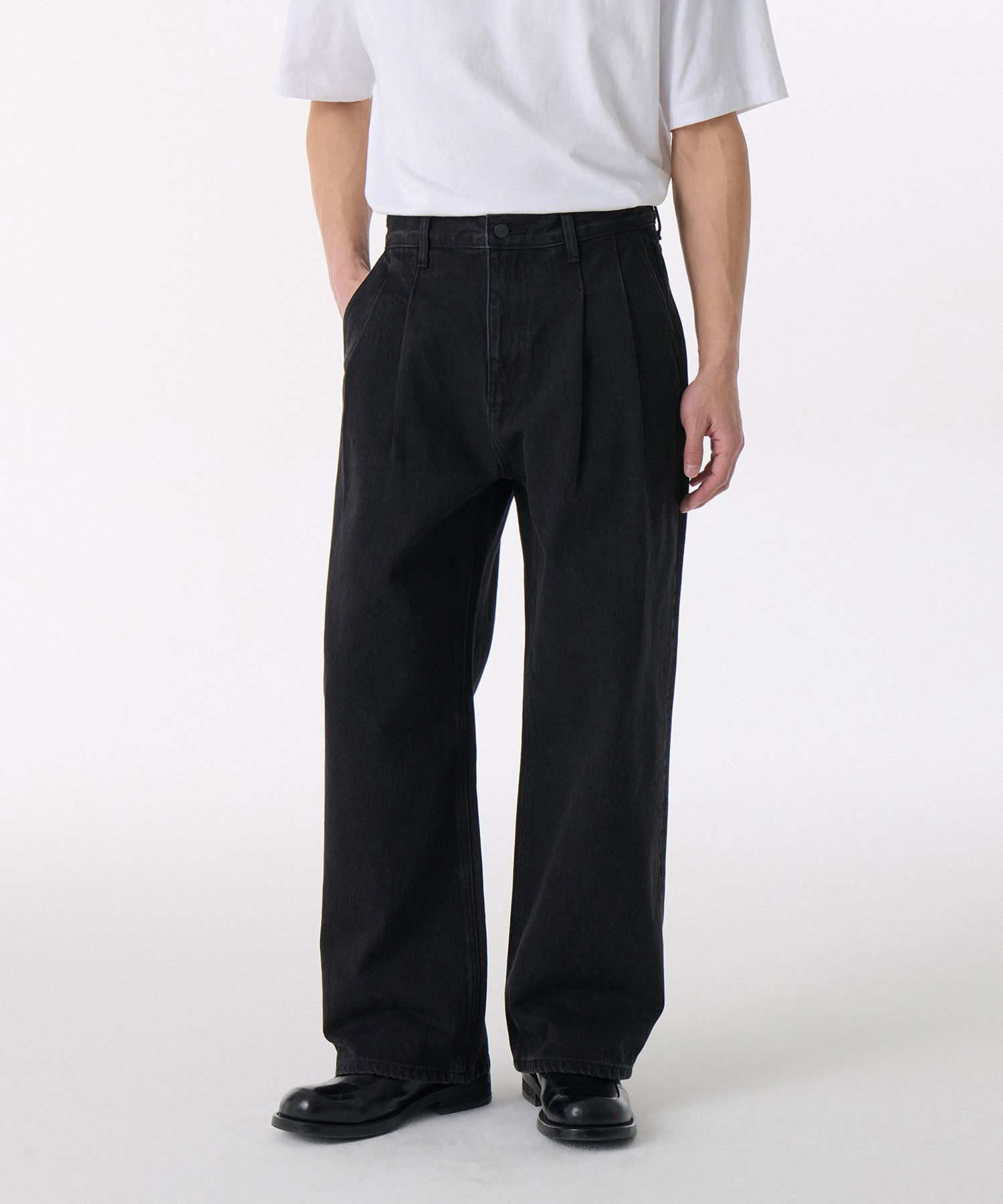 MUSINSA公式 | MUSINSA STANDARD Two Tuck Wide Denim Pants [Washed