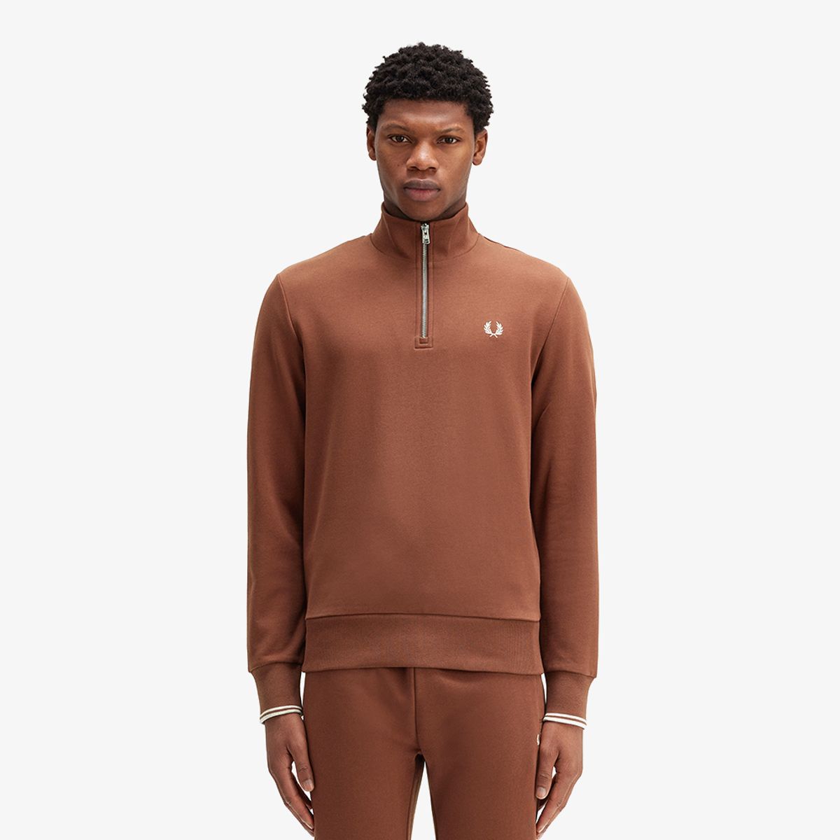 프레드페리(FRED PERRY) [Baseline] 하프집 스웻셔츠 - 위스키브라운 AFPM2433574-W52
