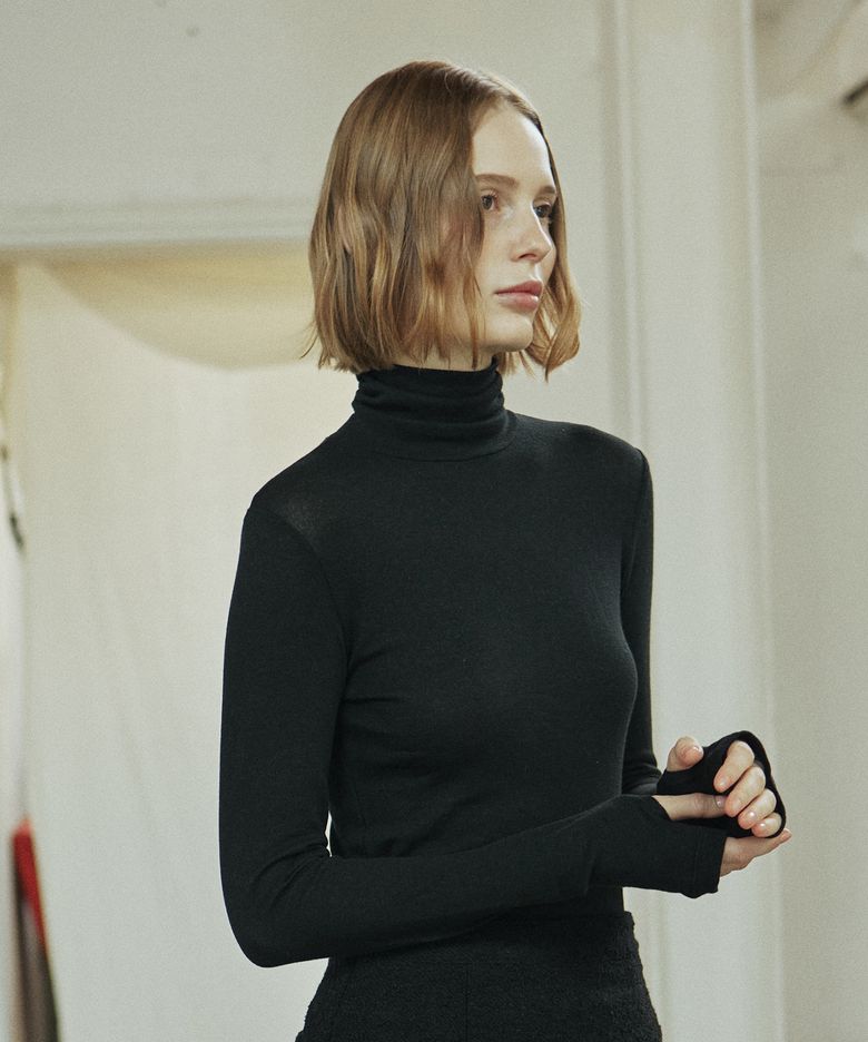 BASIC TURTLENECK T-SHIRT_BLACK