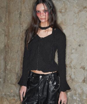 Grunge Ruffle L/S Blouse (BLACK)