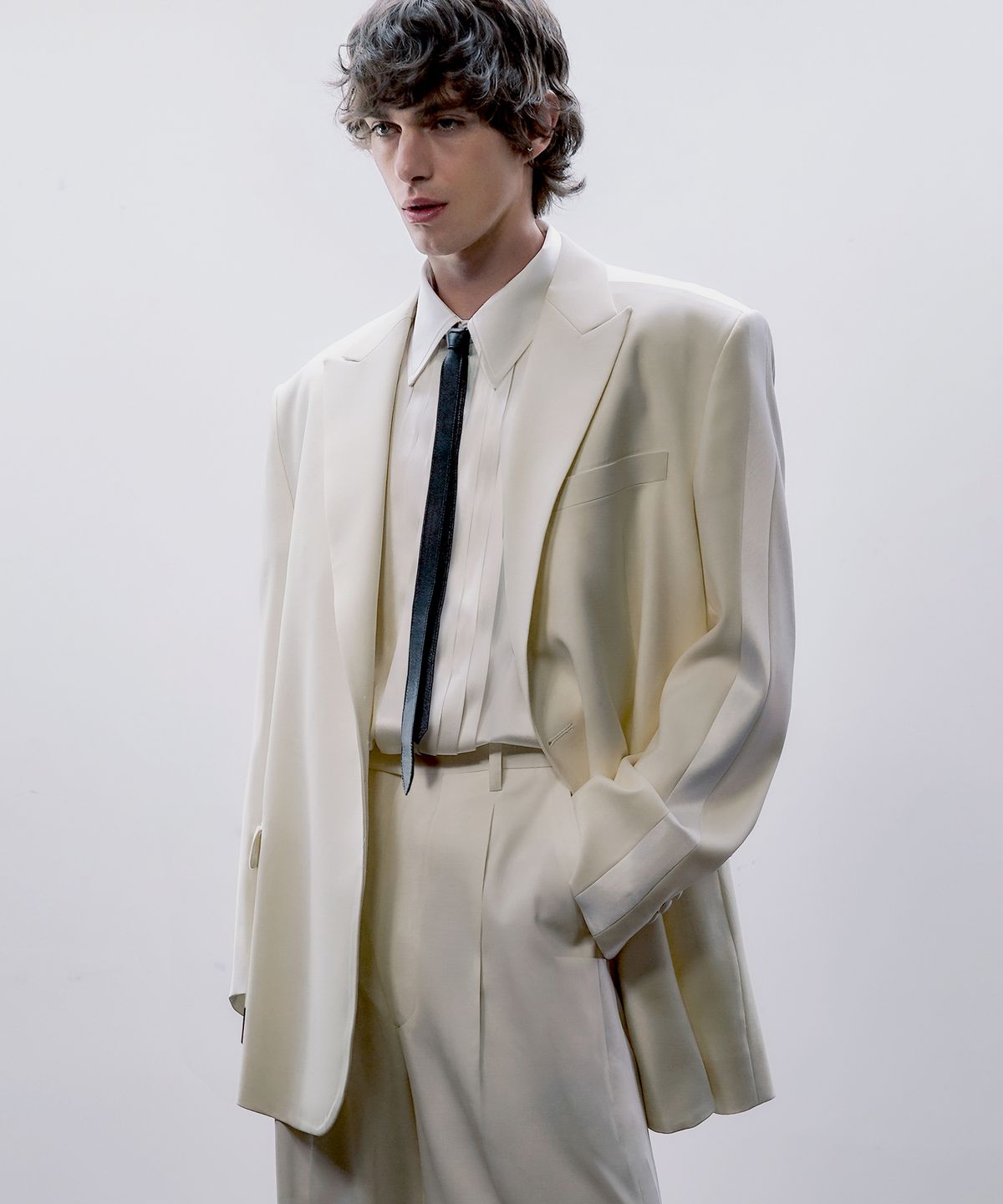 언티지(UNTAGE) 울 턱시도 자켓[White(UNISEX)]_UTH-FB09