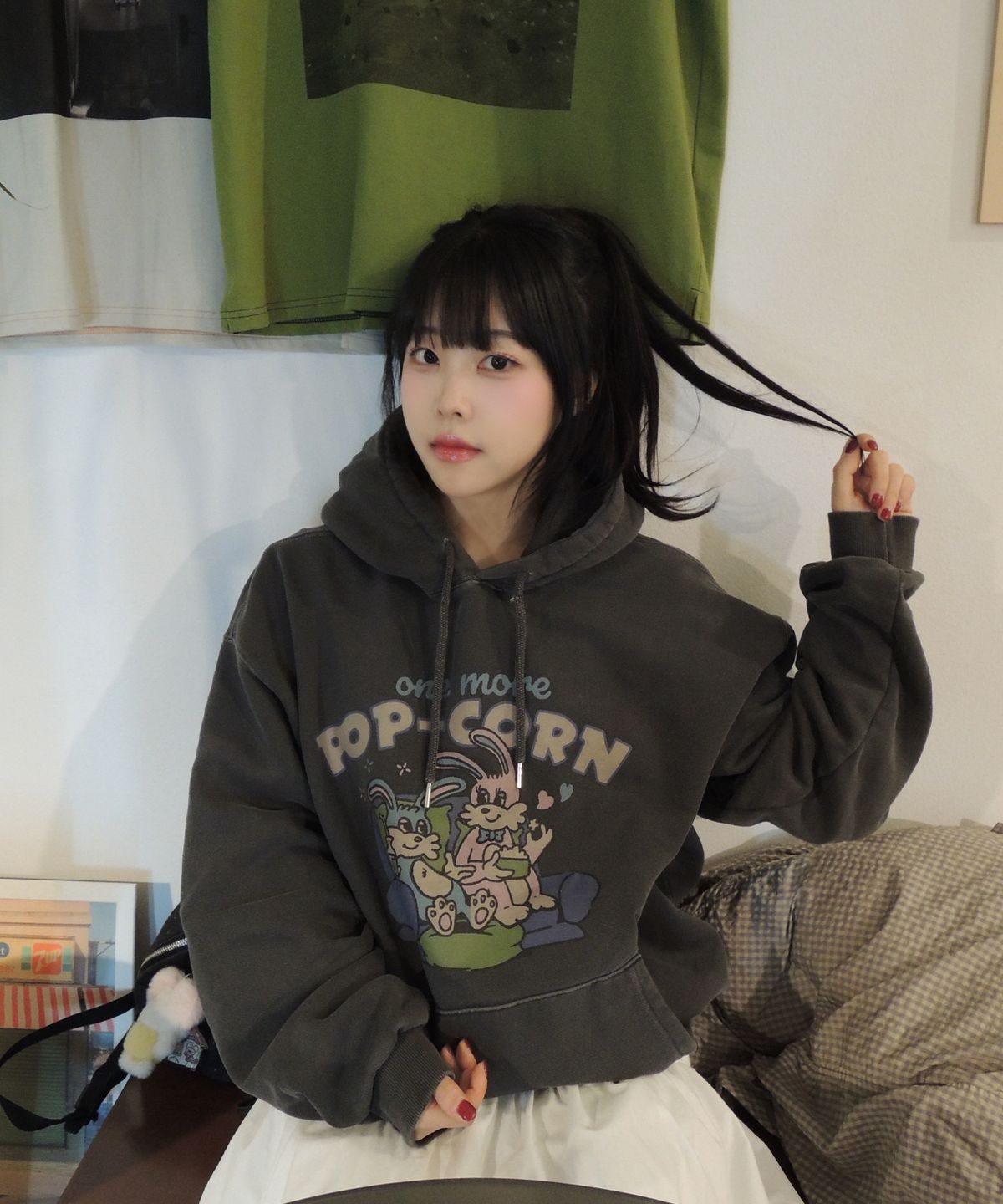 꼼파뇨(CPGN STUDIO) 버니 팝콘 피그먼트 후드티 스모크블랙