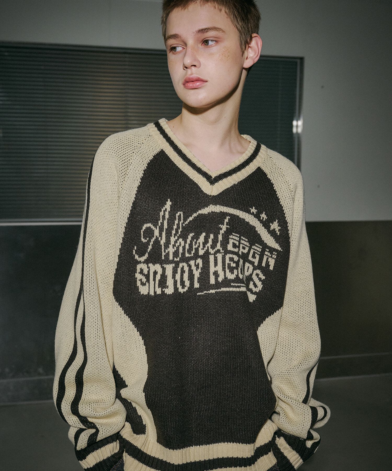 ★CPGN STUDIO_COMPAGNO★ Cable Waffen V-Neck Knit Cream MUSINSA | CPGN STUDIO Enjoy Cut V-Neck Knit Cream