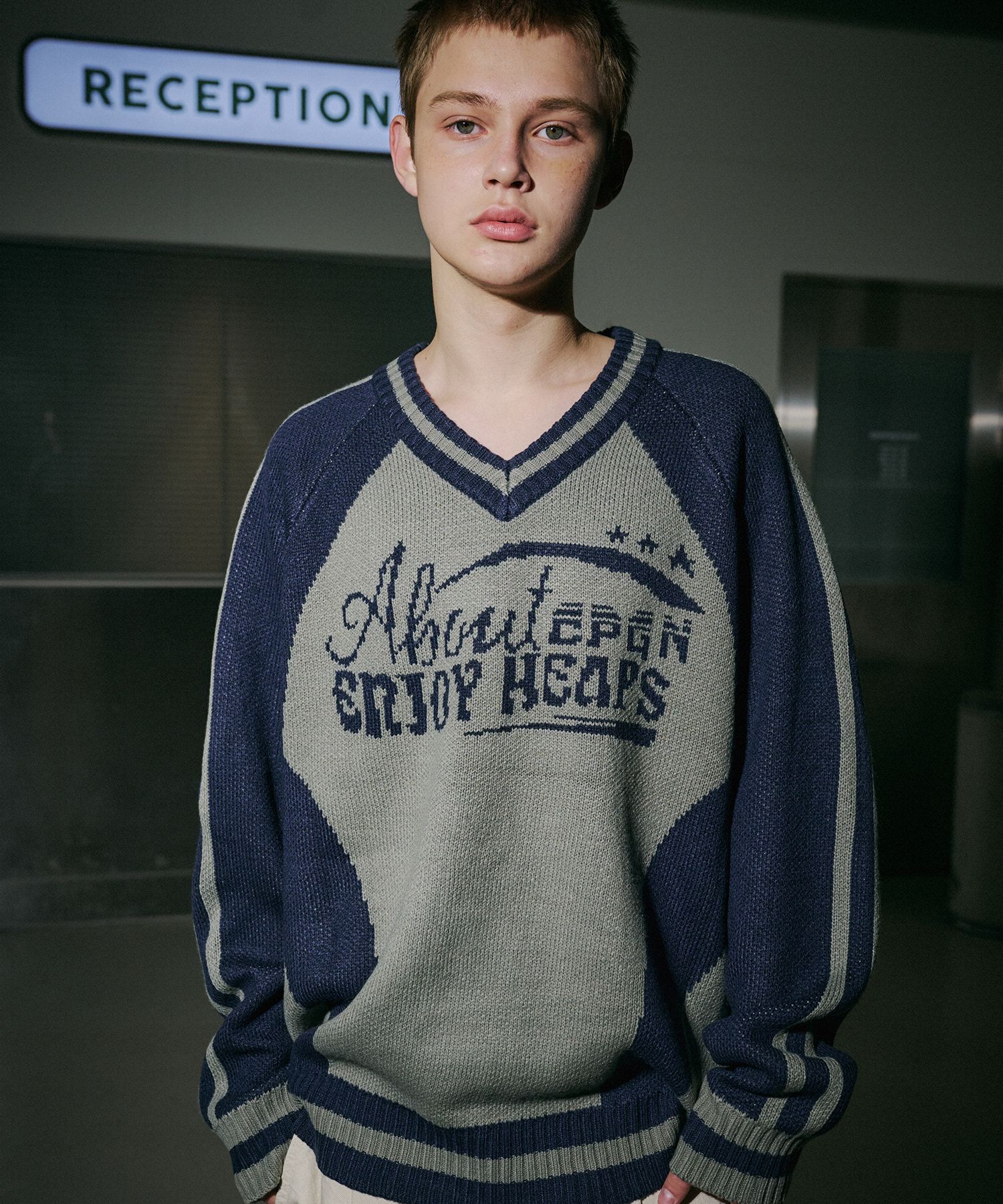 ★CPGN STUDIO_COMPAGNO★ Cheese Club V-neck Knit Navy MUSINSA | CPGN STUDIO Enjoy Cut V-Neck Knit Navy
