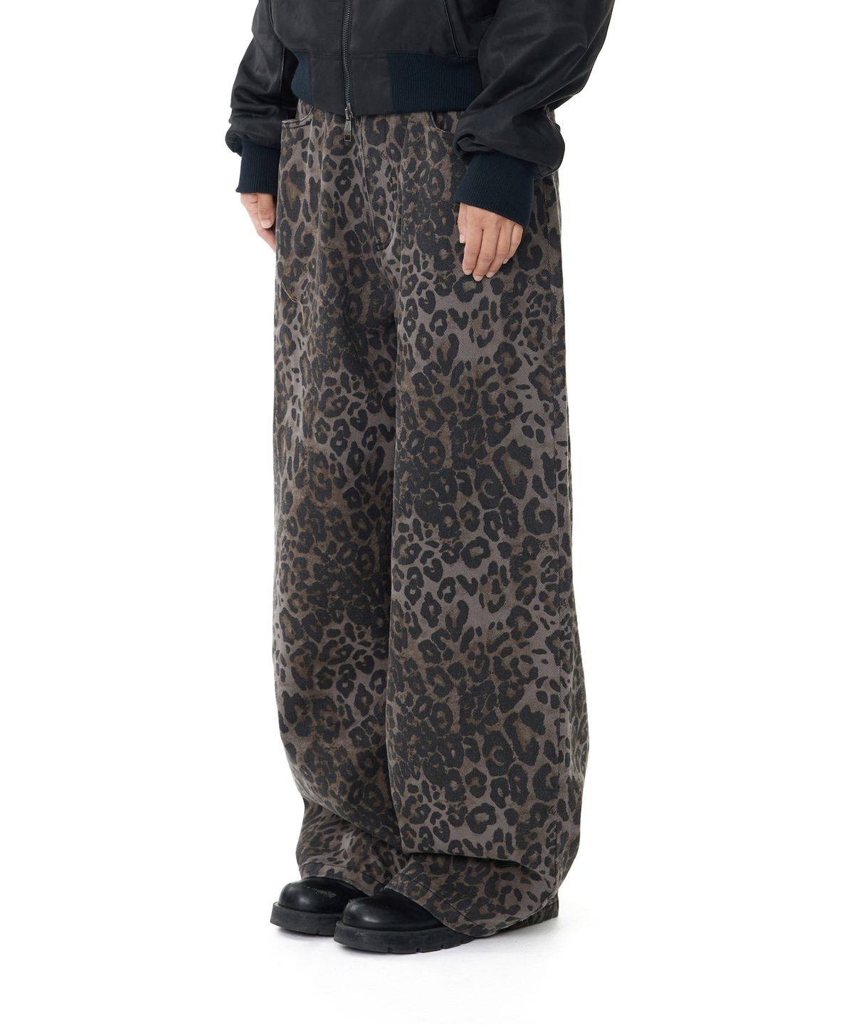 아캄(AAKAM) Leopard Pattern Cotton Pants (Purple)