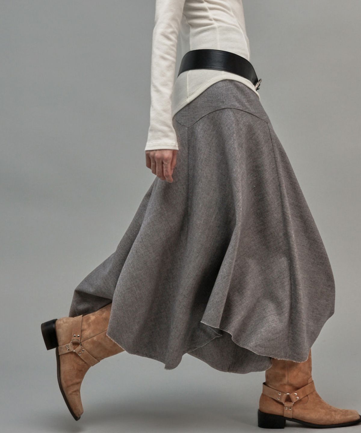 프롬웨얼(FROMWHERE) Wool Draping Long Skirt Gray