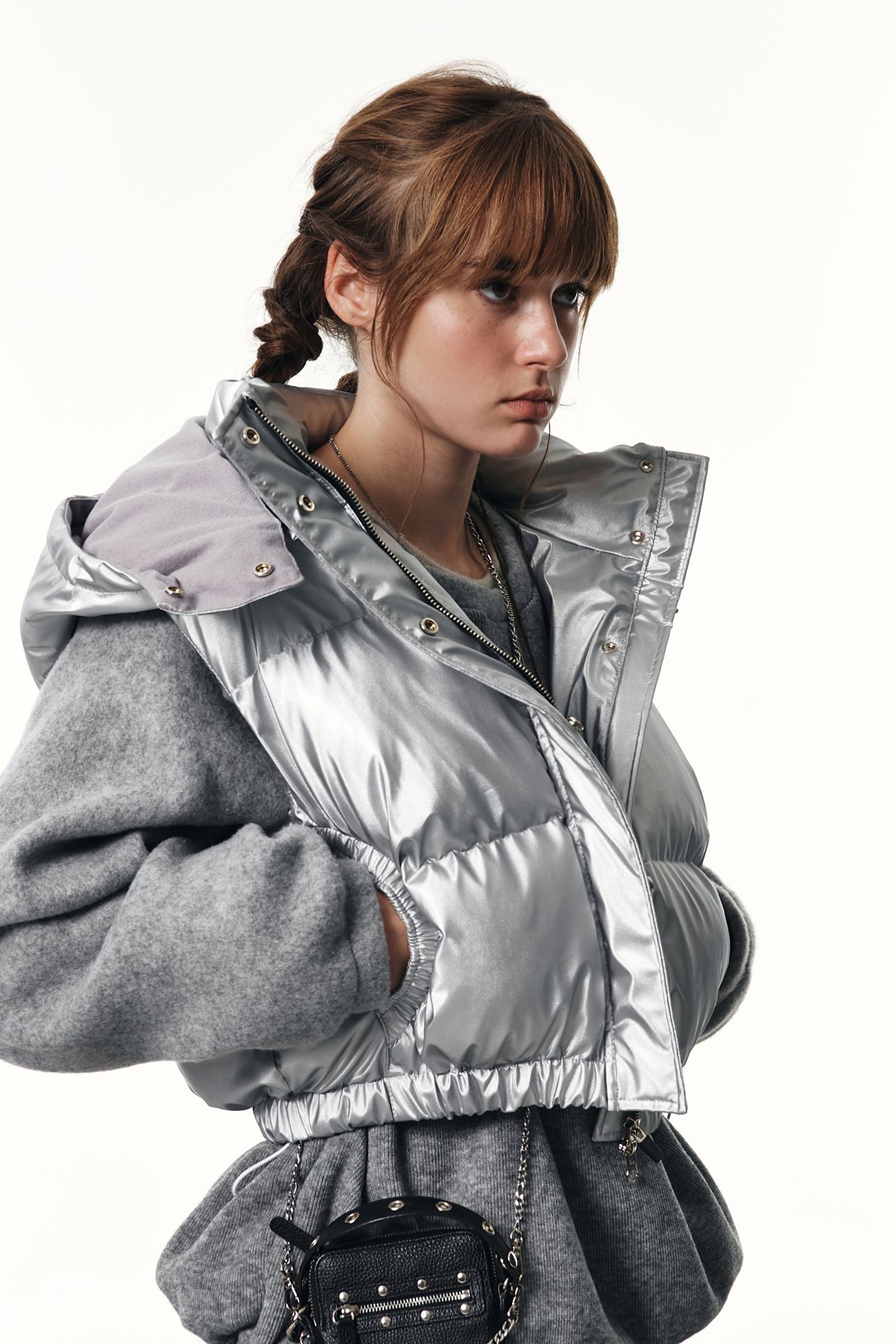 MUSINSA公式 | DEINET GLOSSY PADDING VEST IN SILVER