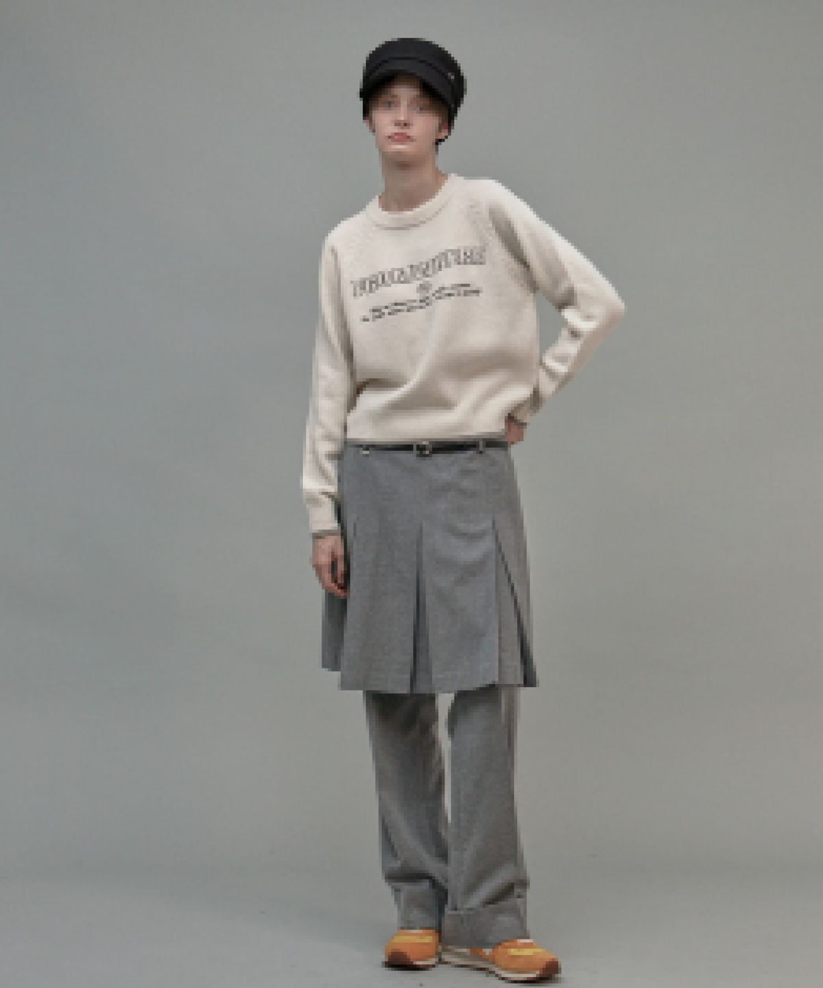 프롬웨얼(FROMWHERE) Embroidery Wool Sweater Cream