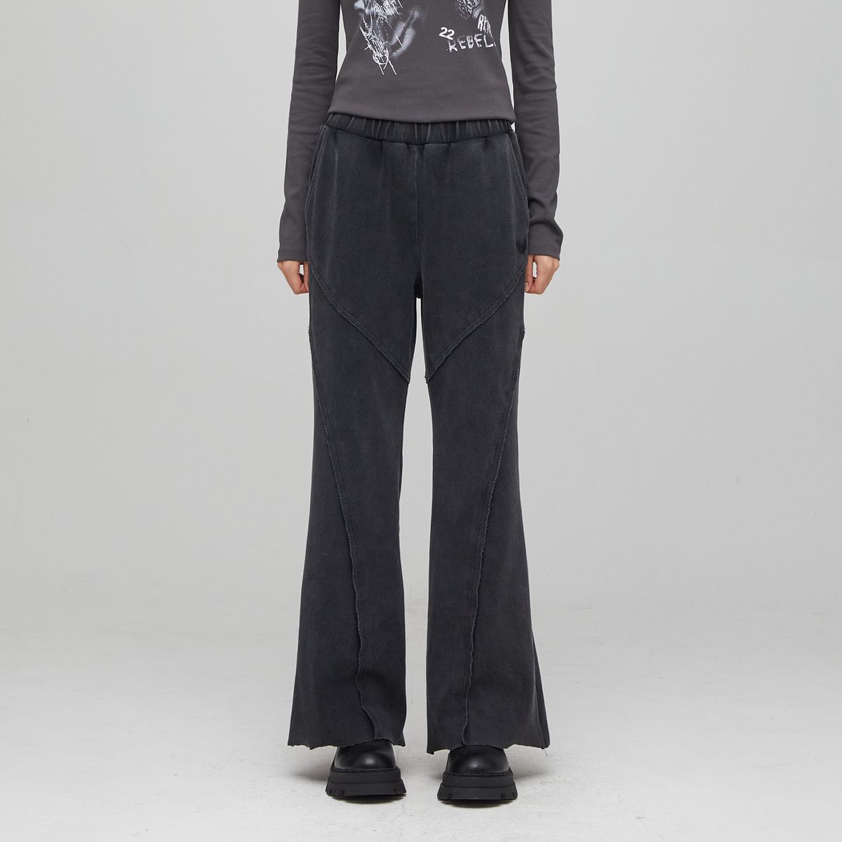라라폭스(LALAFOX) BOOTCUT  SEAM LINE PANTS BLACK BQ4CP002