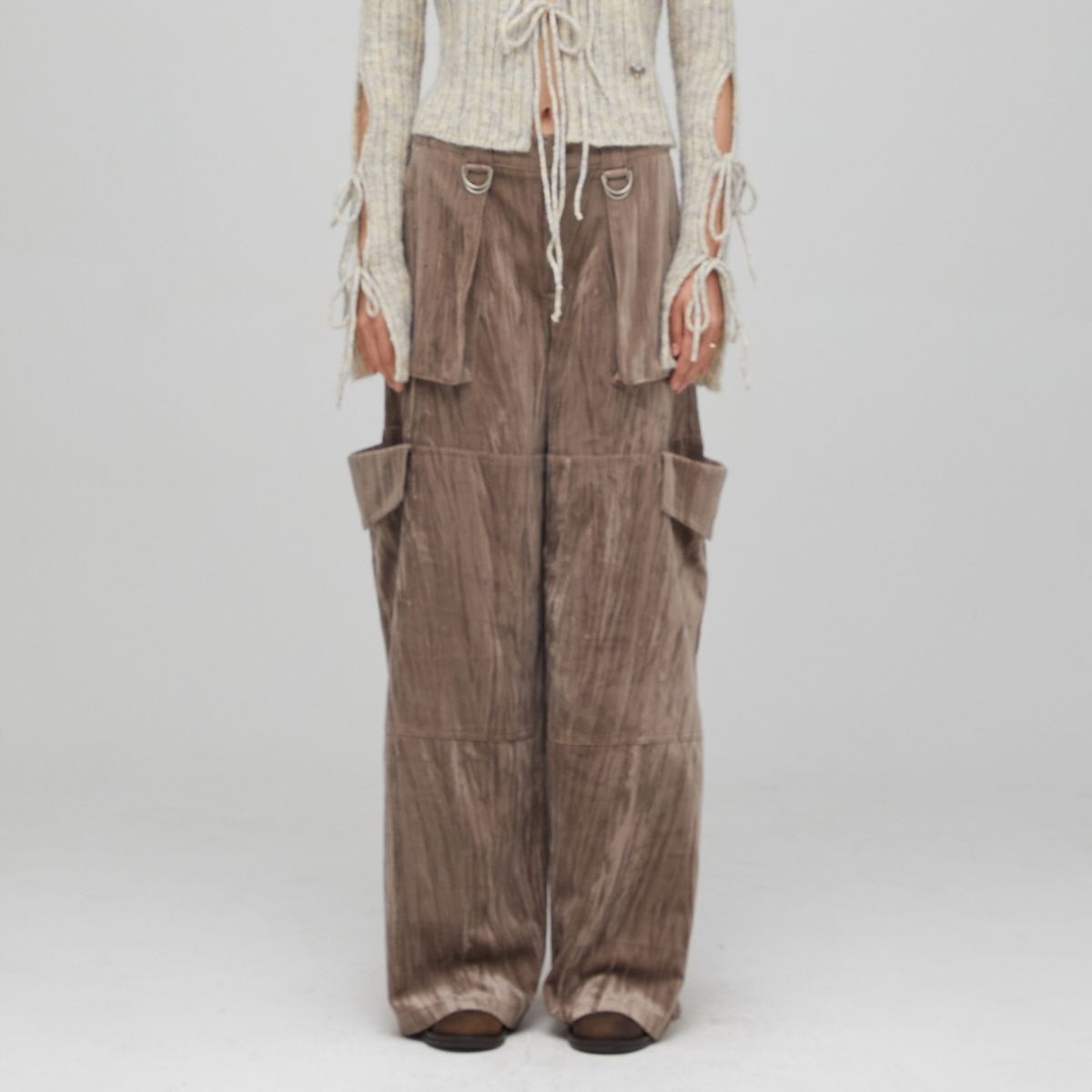 라라폭스(LALAFOX) PLEATS VELVET  CARGO PANTS BRONZE BQ4WP005
