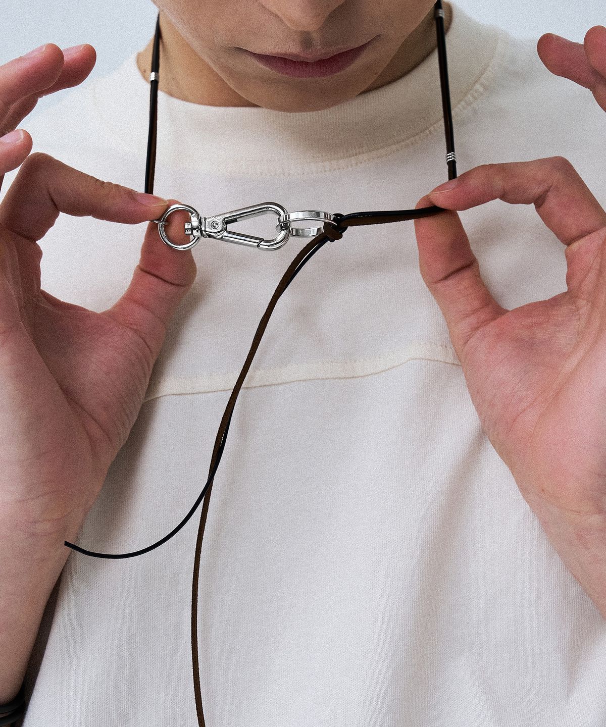 스칼렛또블랙(SCALETTOBLACK) RSM021 Brown Hide Mixed Necklace