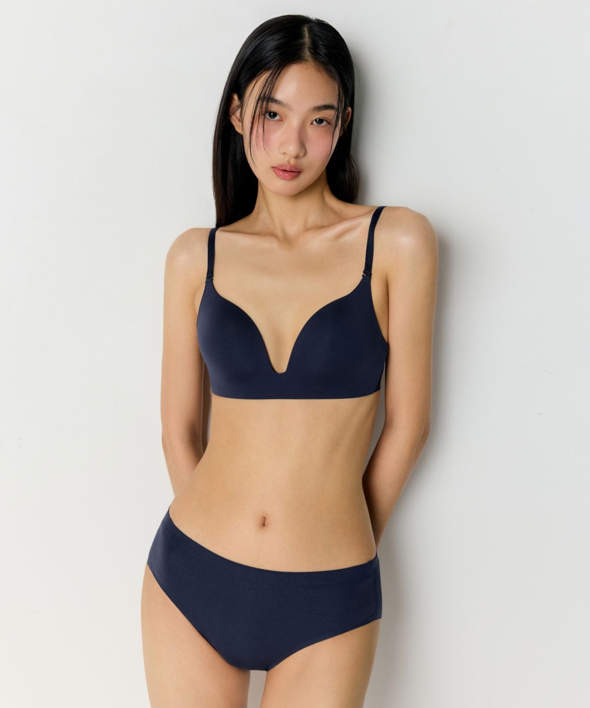 무신사 스탠다드 우먼(MUSINSA STANDARD WOMAN) 우먼즈 와이어리스 브라 [네이비]