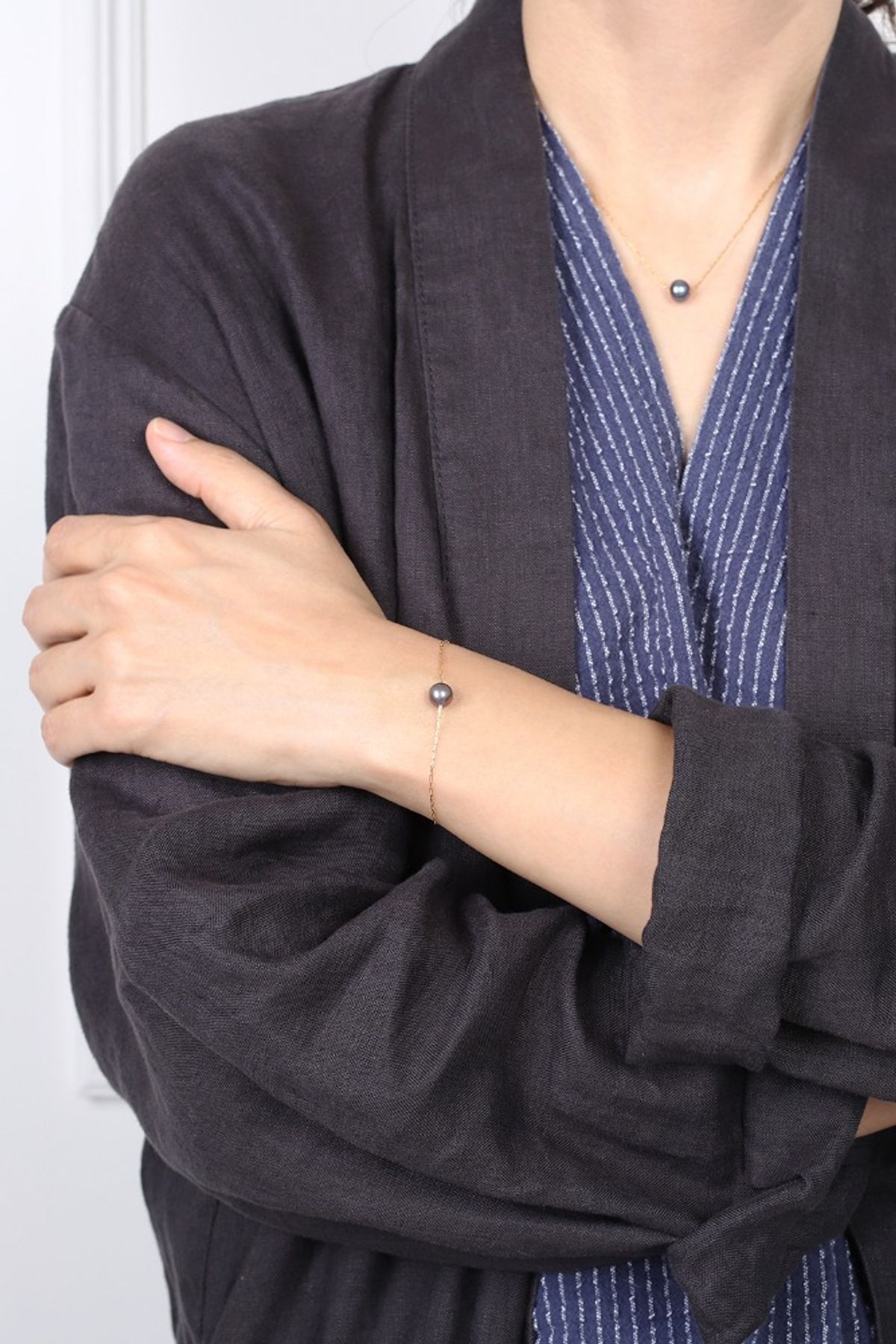 모드곤(MODGONE) 블루그레이 담수진주 팔찌 Bluegray Fresh Water Peal Bracelet