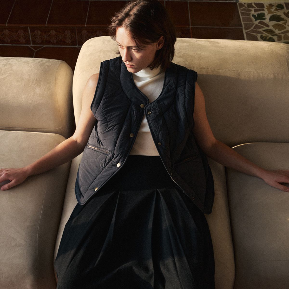 노우드(NOEUD) Reversible padded vest (Navy)
