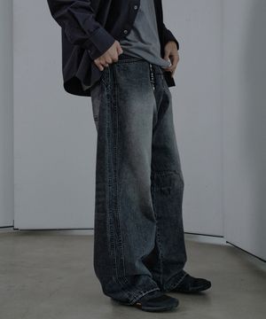 WIDE CURVED DENIM PANTS (WASHED BLACK)