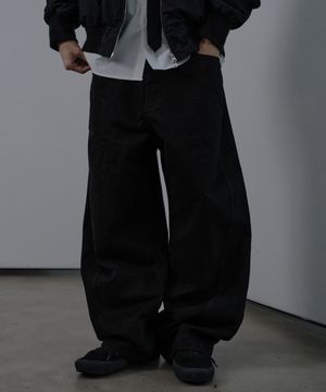 WASHED CURVED CHINO PANTS (BLACK)