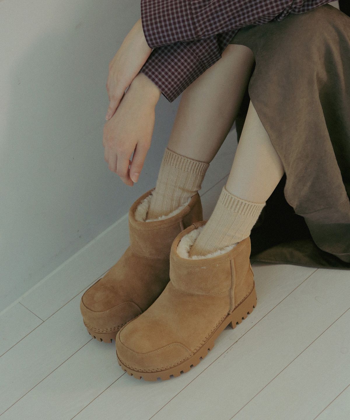 프리플라(FRI FLA) ljh1027 Unique fur shot boots _ 2colors
