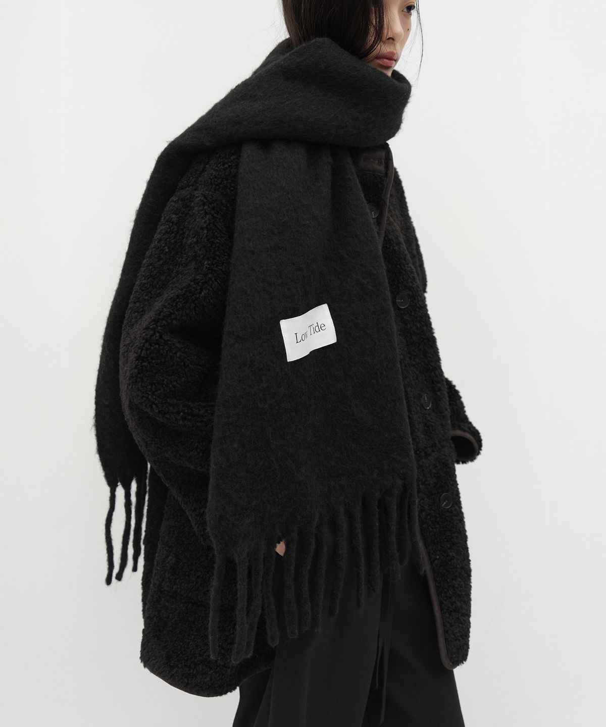 로우타이드(LOW TIDE) LOWTIDE BIG LABEL MUFFLER [BLACK]