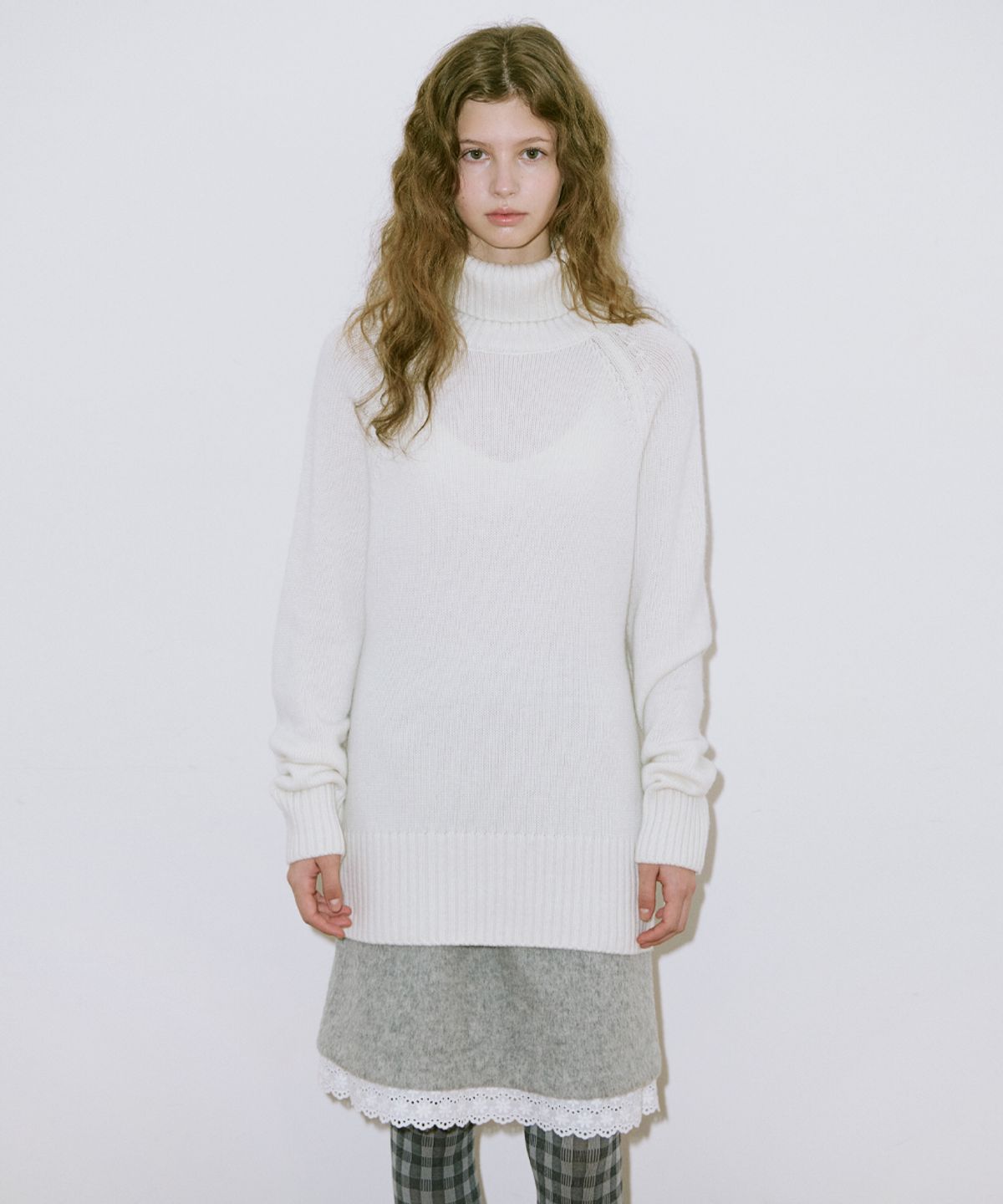 시눈(SINOON) Middle Turtleneck Knit (Cream)