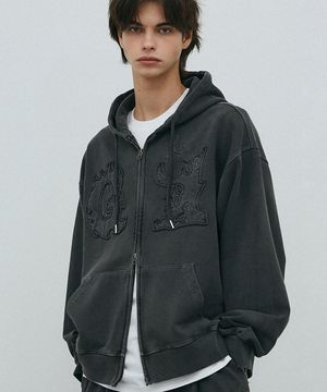 플레임 아플리케 피그먼트 후드집업 차콜