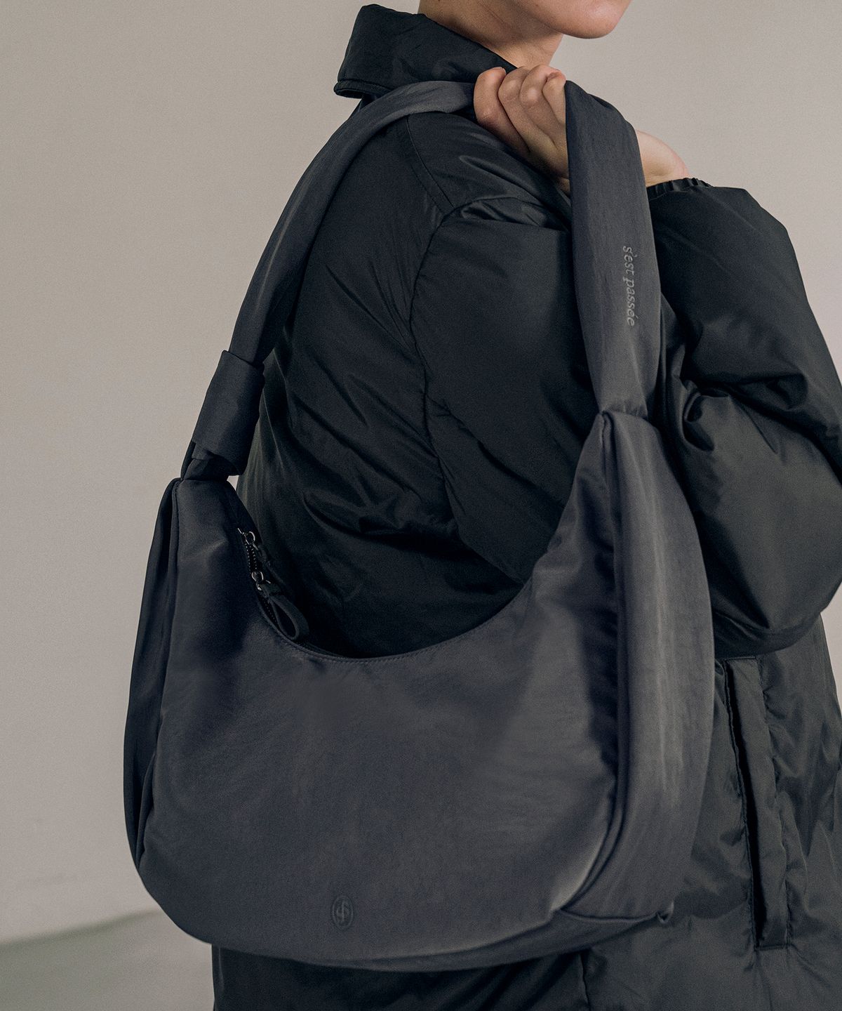 시야쥬(SIYAZU) SIAC3063 Bread Bag_Charcoal