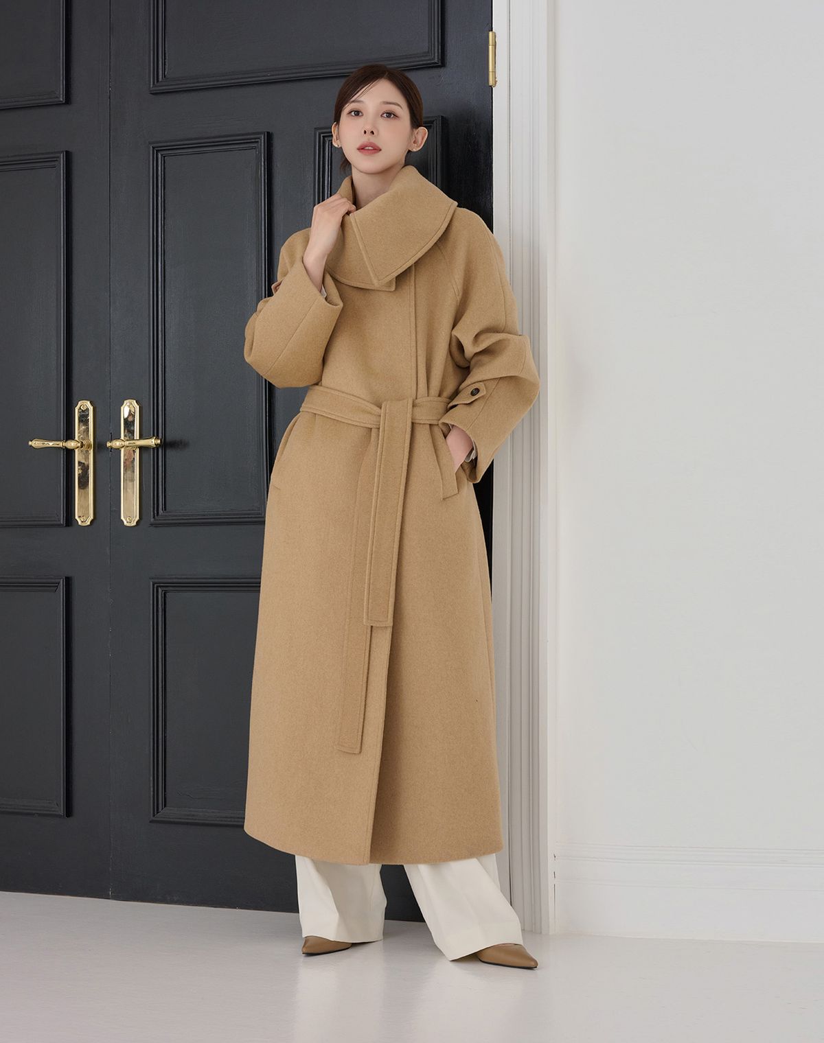 지에마르(GIEMAR) [S사이즈 추가] COLLAR POINT WOOL LONG COAT BEIGE 카라 포인트 울 롱 코트 베이지