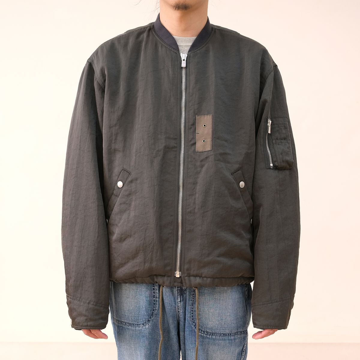 본로우(BONRROW) Reversible Padded Flight JK_Ash