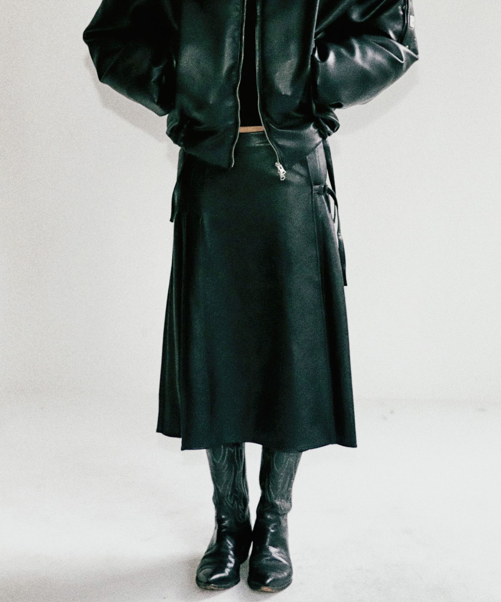 BADBLOOD ♥ Pleated Leather Wrap Skirt /追跡付 MUSINSA公式 | BADBLOOD Pleated Leather Wrap Skirt - Black