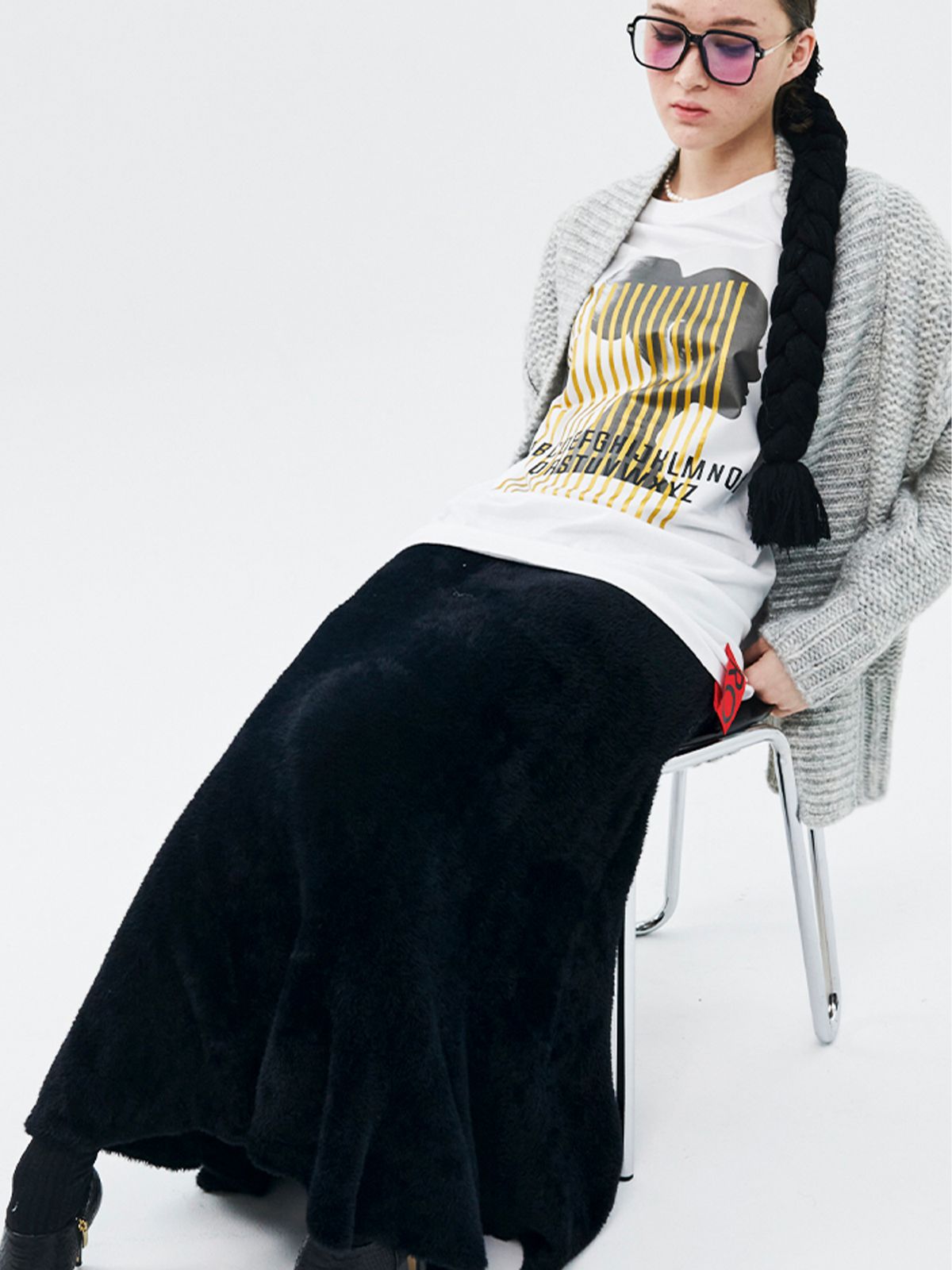 로희어패럴(ROHEE APPAREL) 소프트 퍼 맥시 니트 스커트 / 블랙
