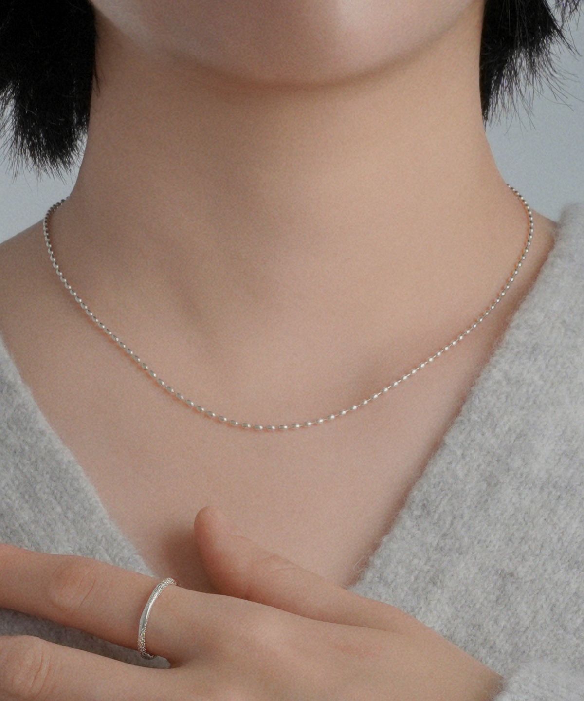 포스트루드(POSTLUDE) [SILVER] OVAL BALL BEAD NECKLACE (2 COLORS)