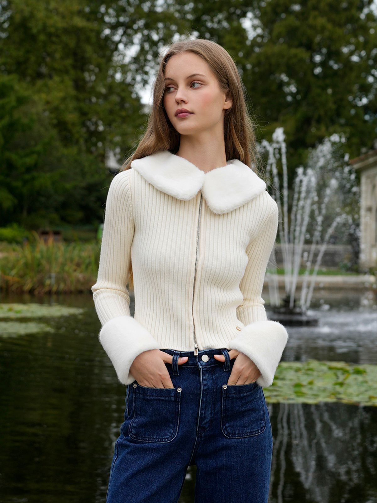 랭앤루(LANGNLU) NINA Faux Fur Collar Two-Way Cardigan(니나)_IVORY