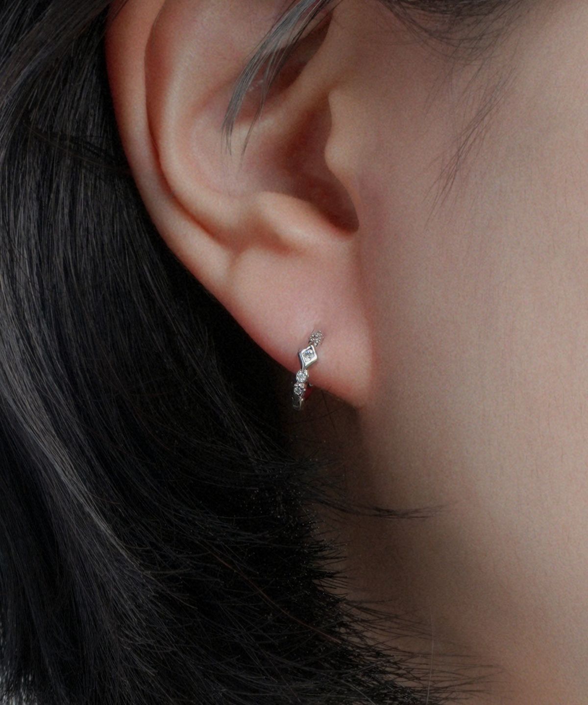 포스트루드(POSTLUDE) [SILVER] MINI DOT DMS CZ HOOP E