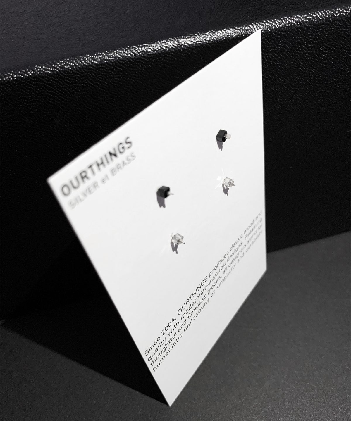 아워띵스(OURTHINGS) 포에트리 4 스터드 이어링