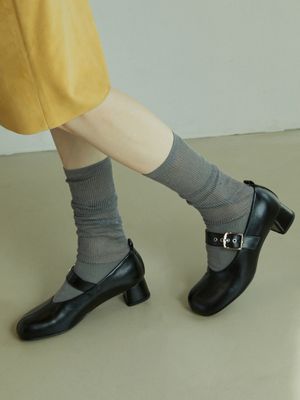 BOP24307 페블 아일렛 펌프스