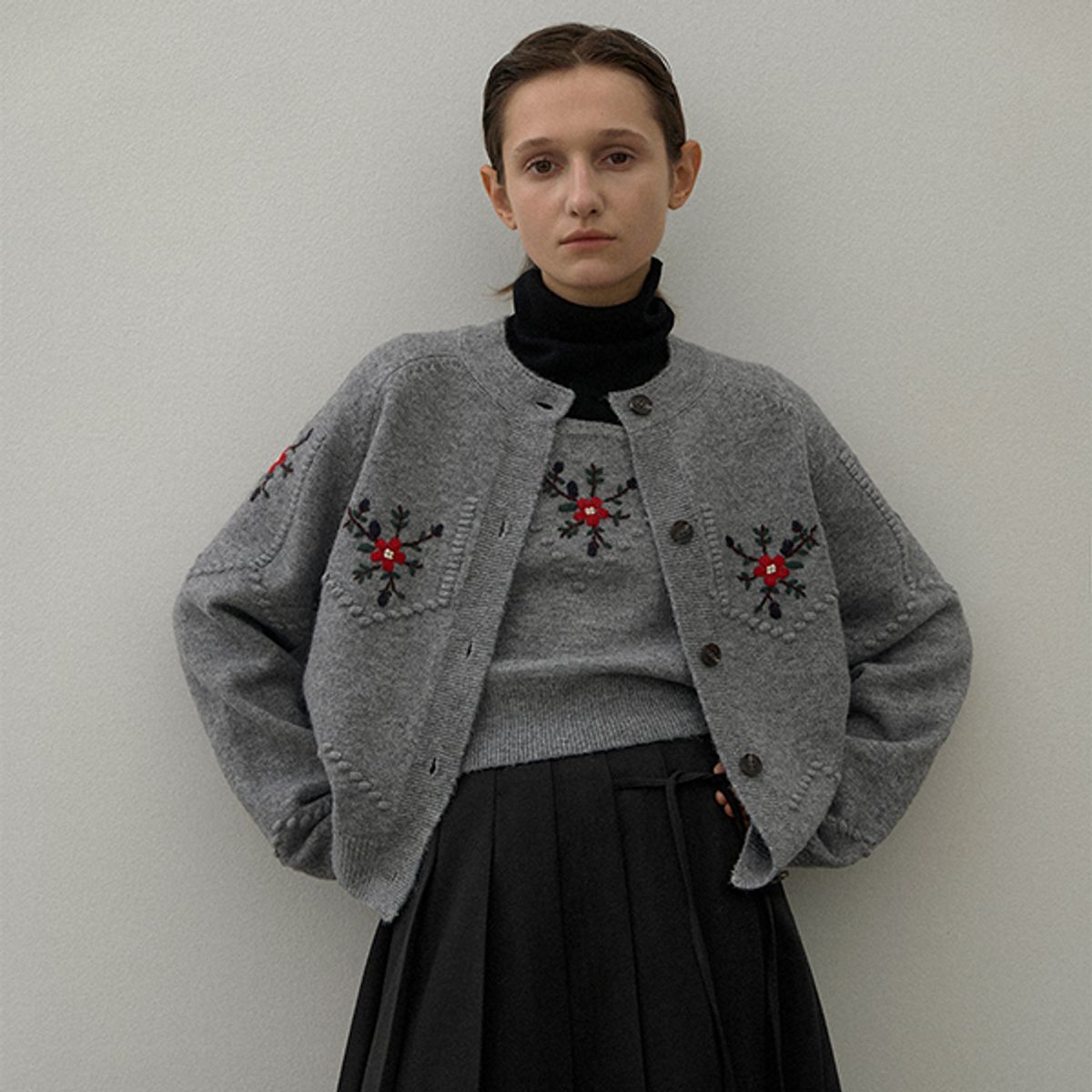 아틀리에 나인(ATELIER NAIN) FLOWER EMBROIDE CARDIGAN(CD-2154)