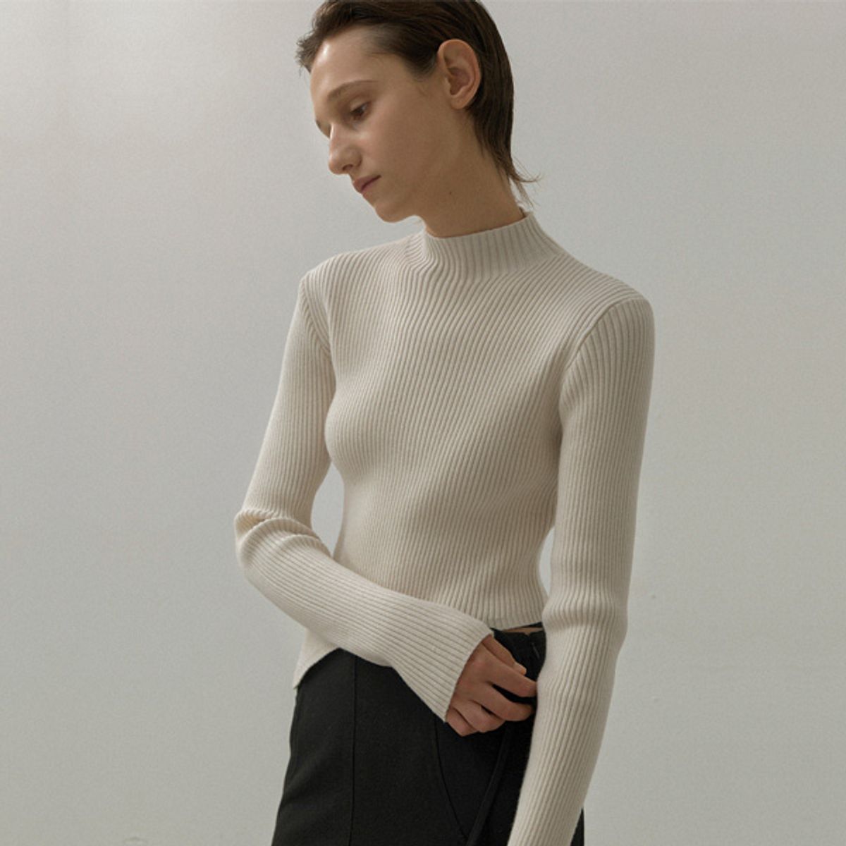 아틀리에 나인(ATELIER NAIN) KALI WOOL UNBALANCE SLIM KNIT(T-6958)
