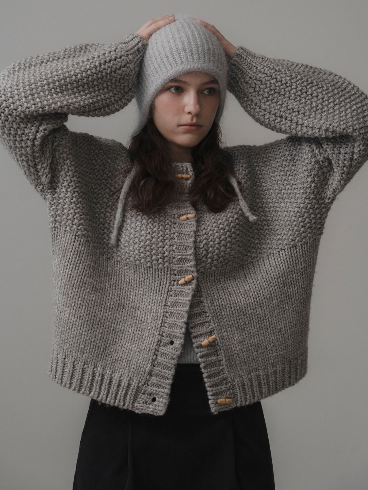 더미튼(THEMITTEN) Woolly duffle cardigan (gray)