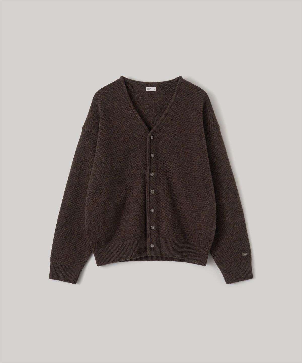 어나더 오피스(ANOTHER OFFICE) Moss Stitch V-Neck Cardigan (Brown)