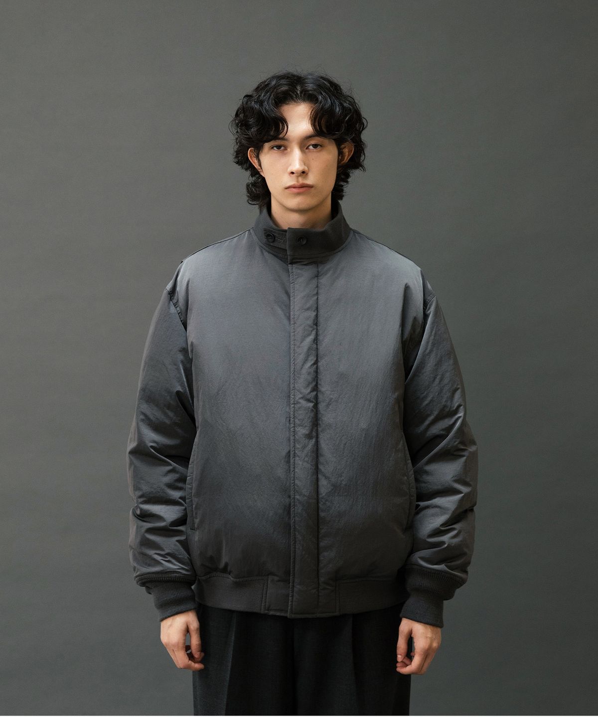어나더 오피스(ANOTHER OFFICE) Layer Down Blouson (Graphite)