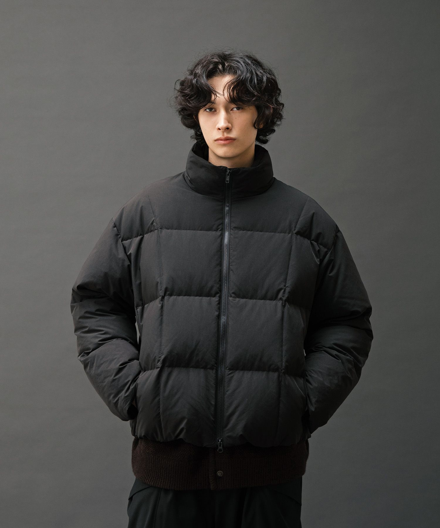MUSINSA公式 | ANOTHER OFFICE Balloon Down Puffer Jacket (Almost Black)