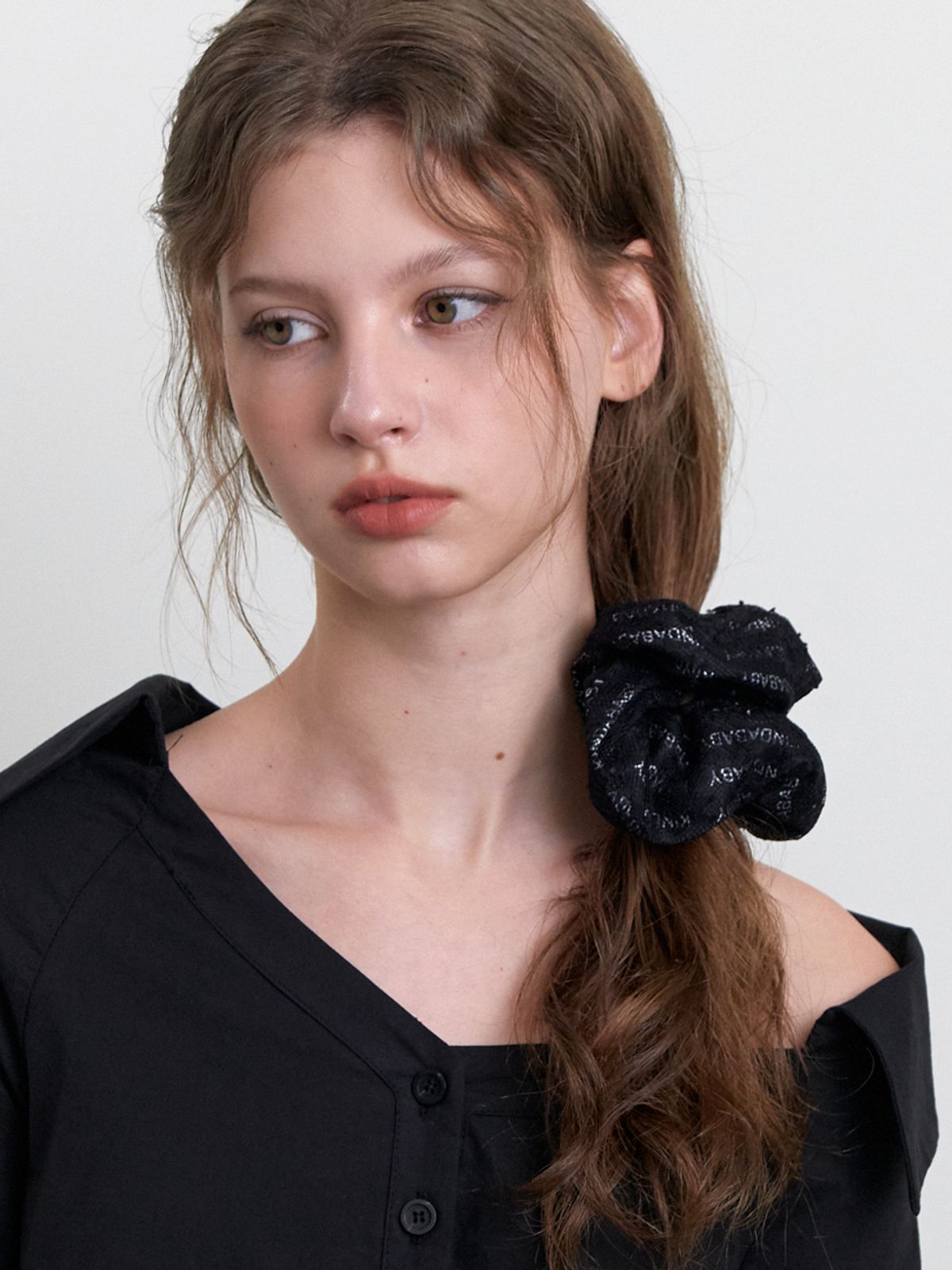 카인더베이비(KINDABABY) kinda lace layered scrunch - black