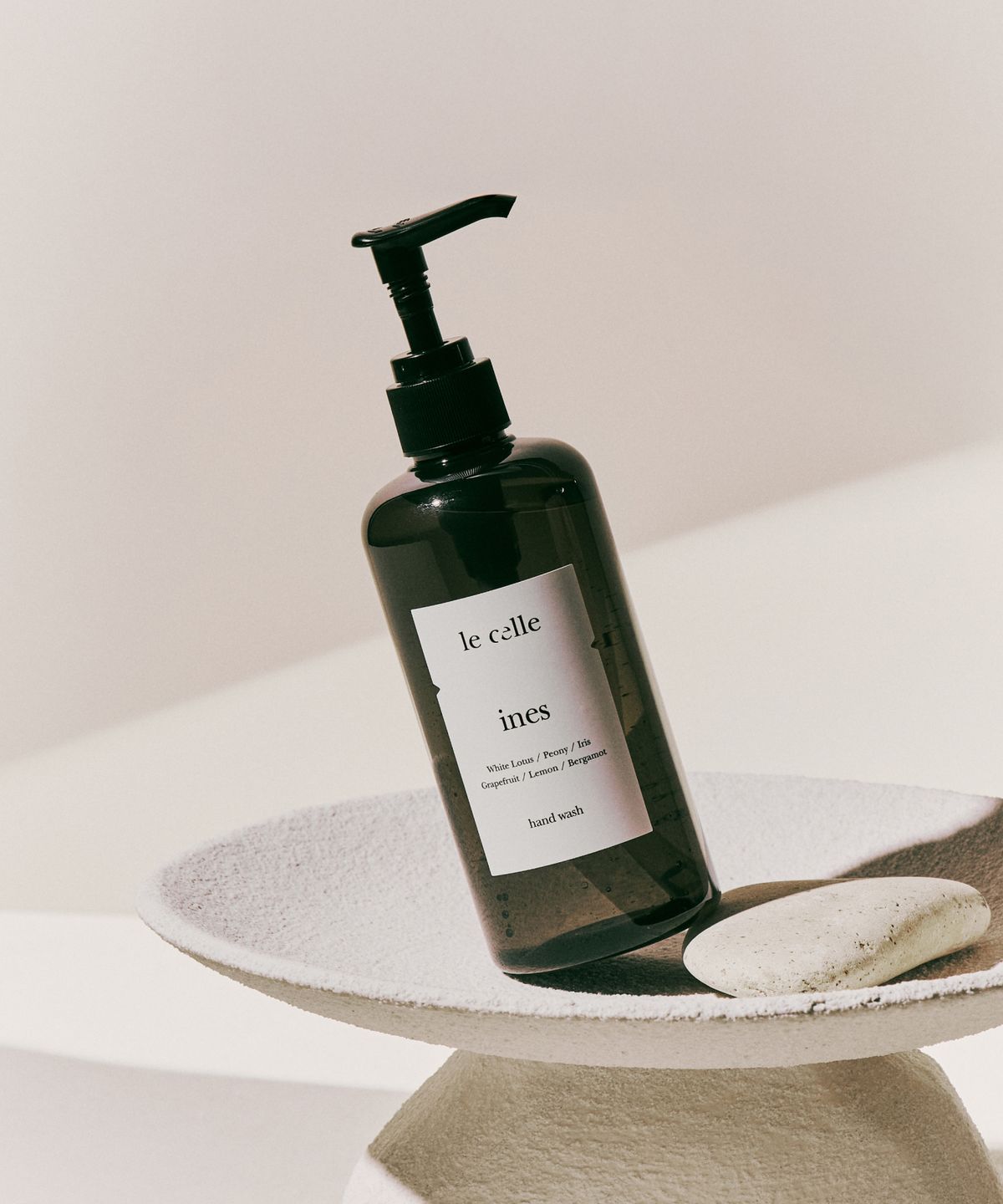 르셀르(LECELLE) 퍼퓸 핸드워시 300ml [촉촉한 세정과 깊은 잔향]