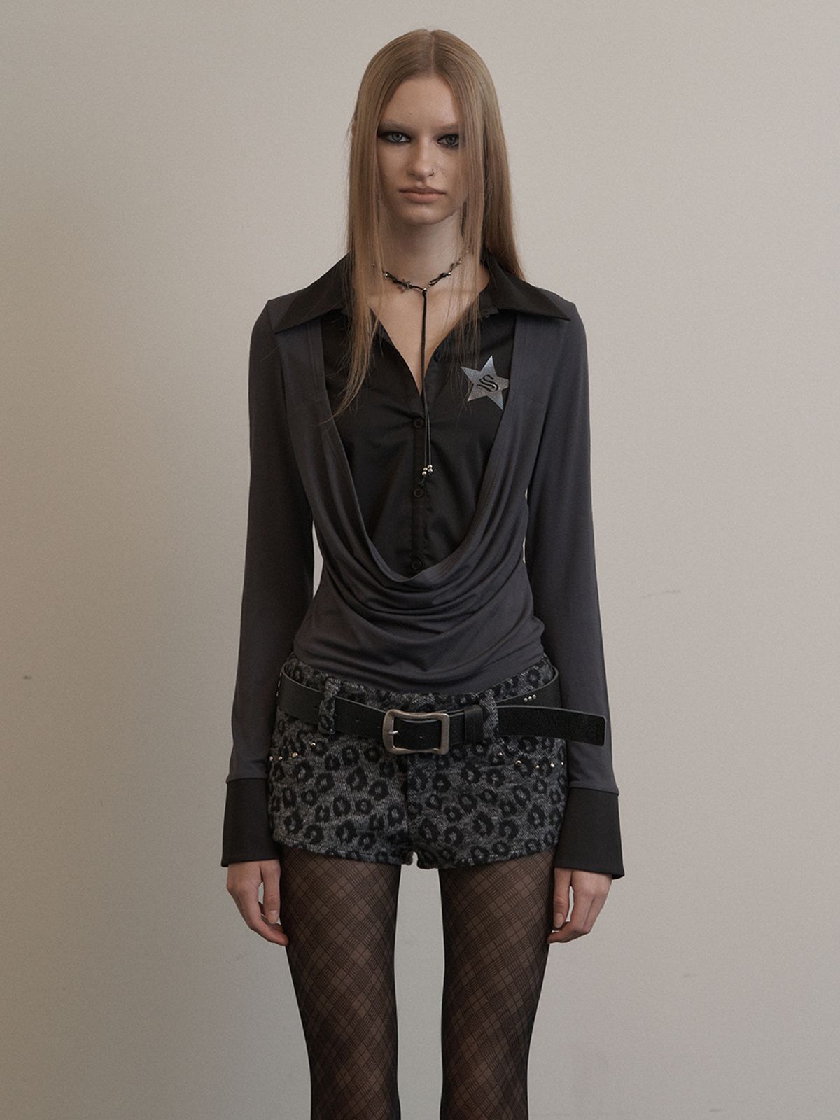셋업이엑스이(SETUP-EXE) SHIRTS LAYERED TOP / CHARCOAL GREY 