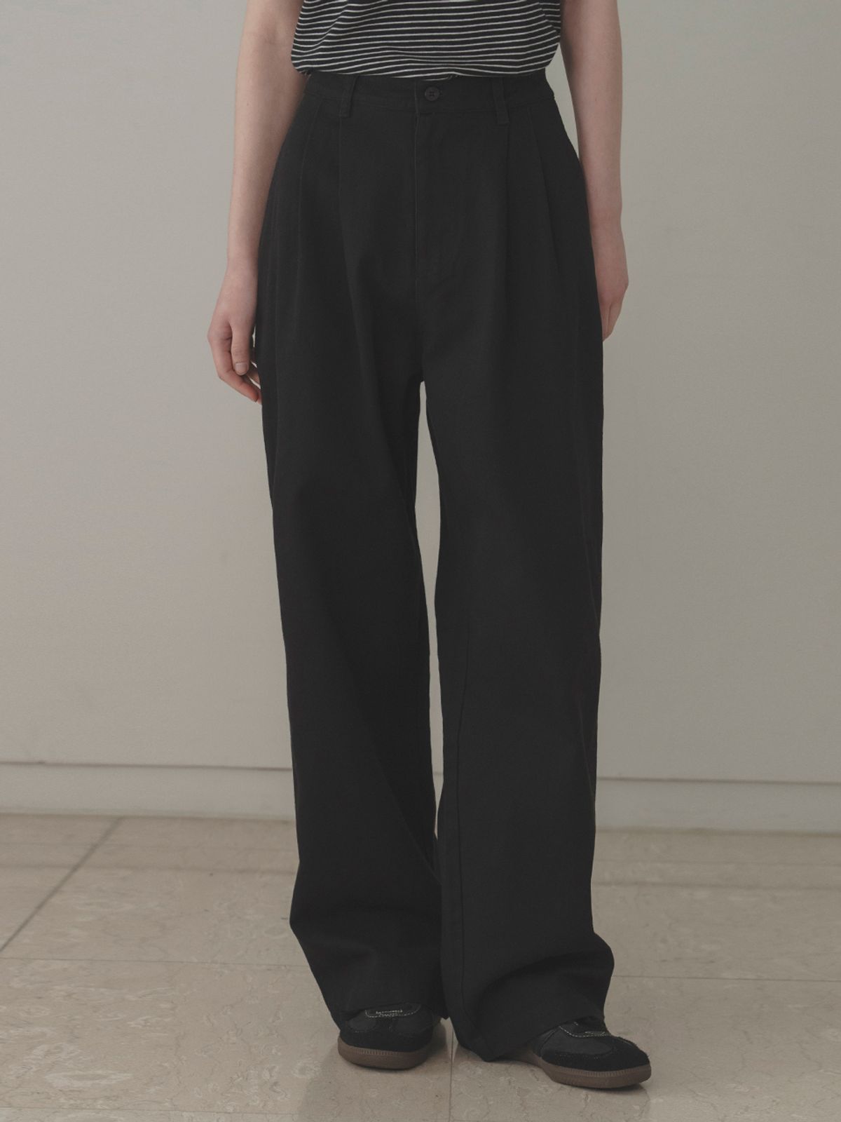 더미튼(THEMITTEN) Savory cotton pants (black)